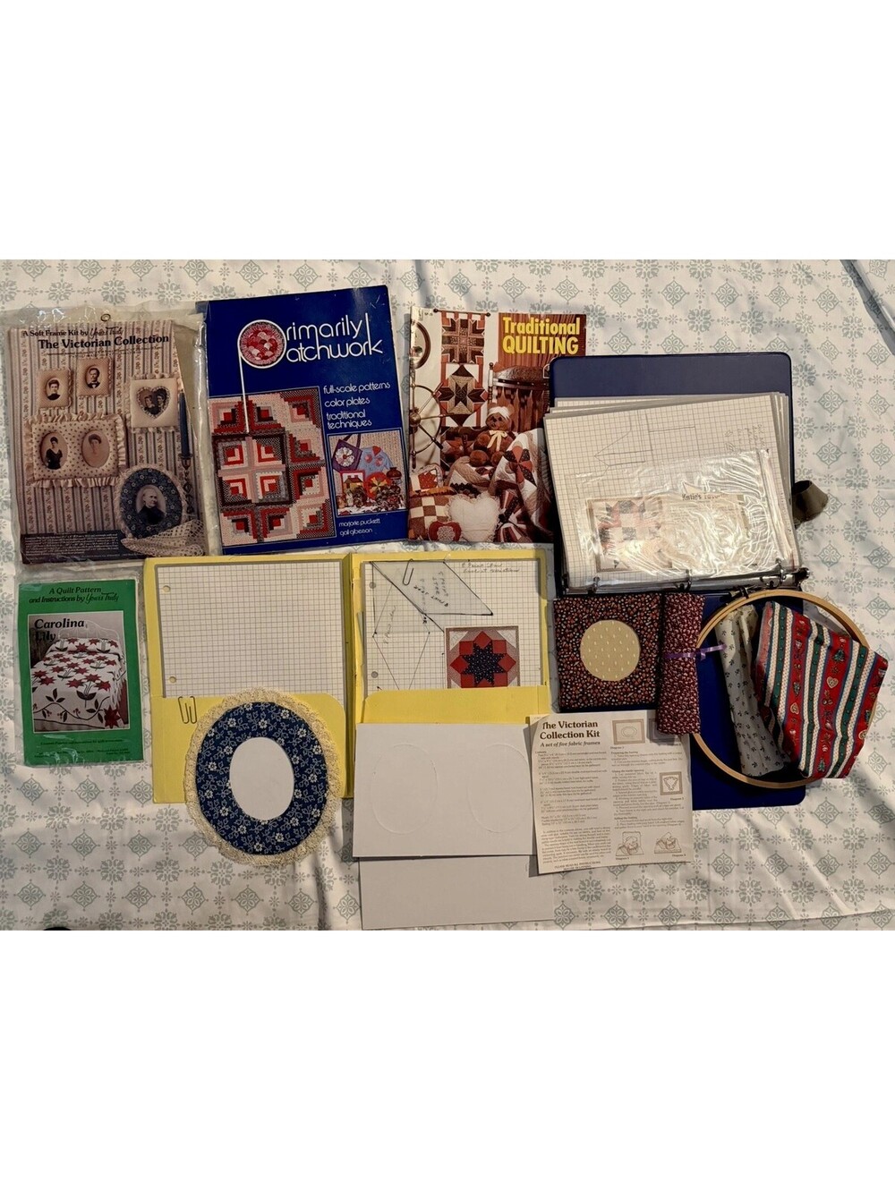 Quilting Starter Lot Vintage Patterns Fabric Kits Templates Books & Supplies Lot
